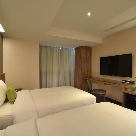 欣欣時尚旅店松山站 Hotel Taipei Room photo