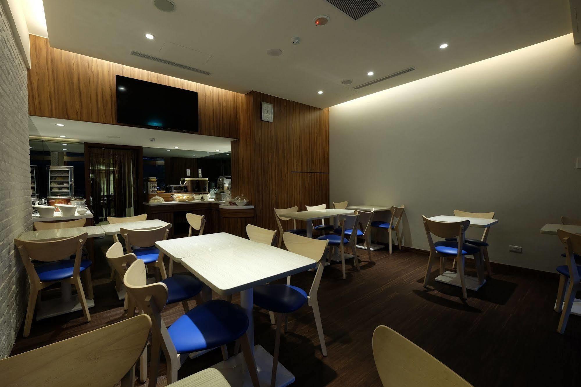 欣欣時尚旅店松山站 Hotel Taipei Exterior photo