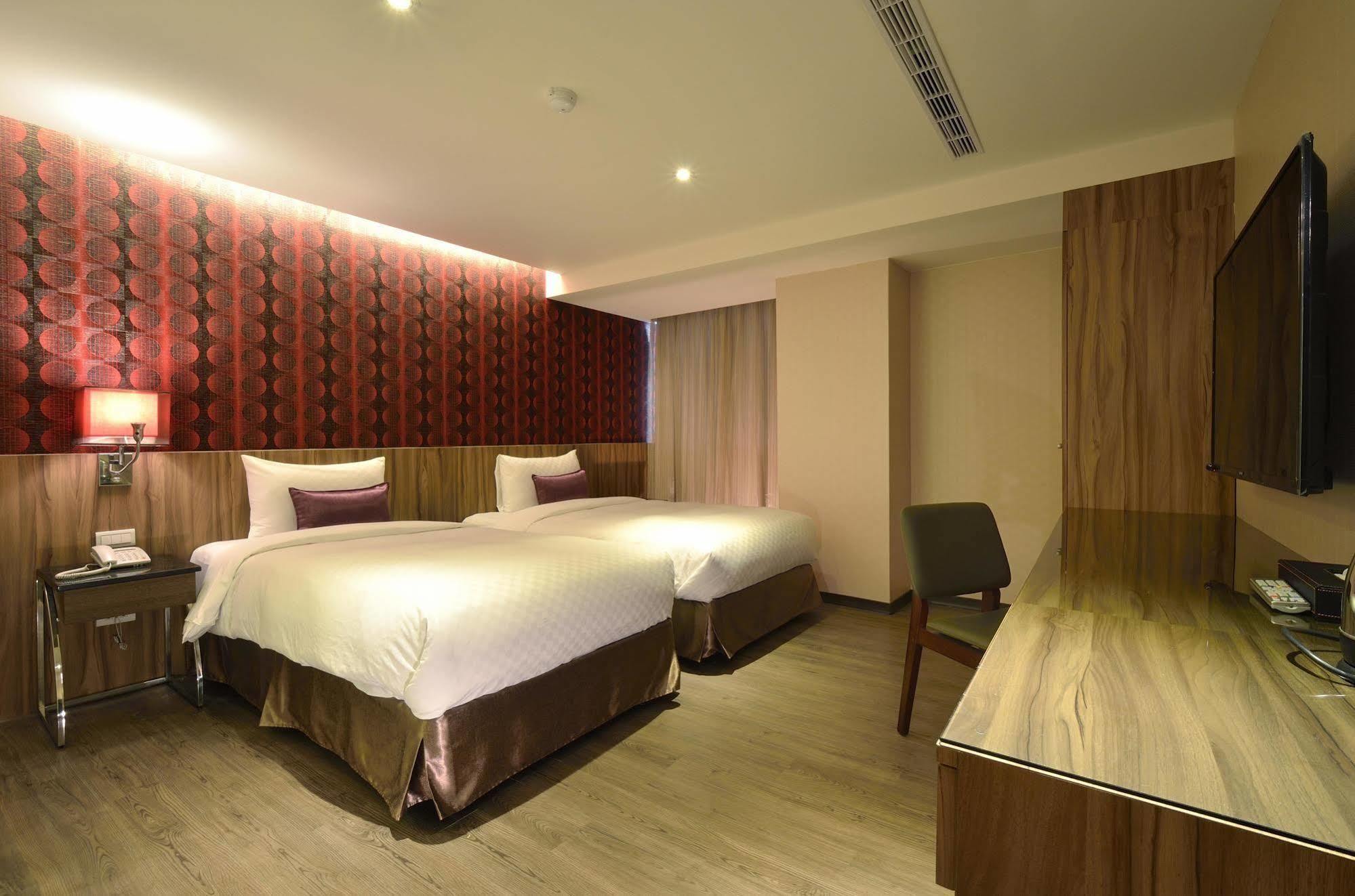 欣欣時尚旅店松山站 Hotel Taipei Exterior photo